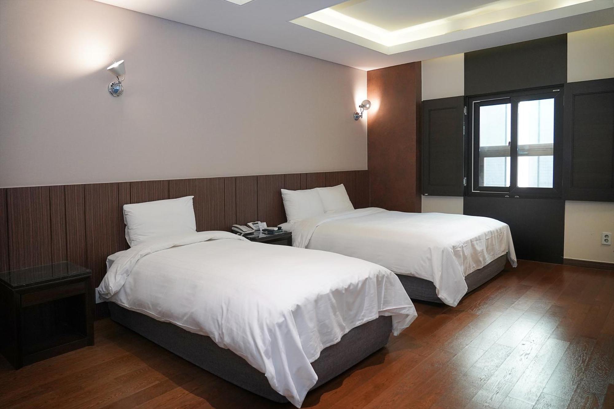 Karak Tourist Hotel Seoul Eksteriør bilde